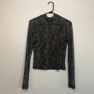 Wild Fable sheer snake skin long sleeve | size S